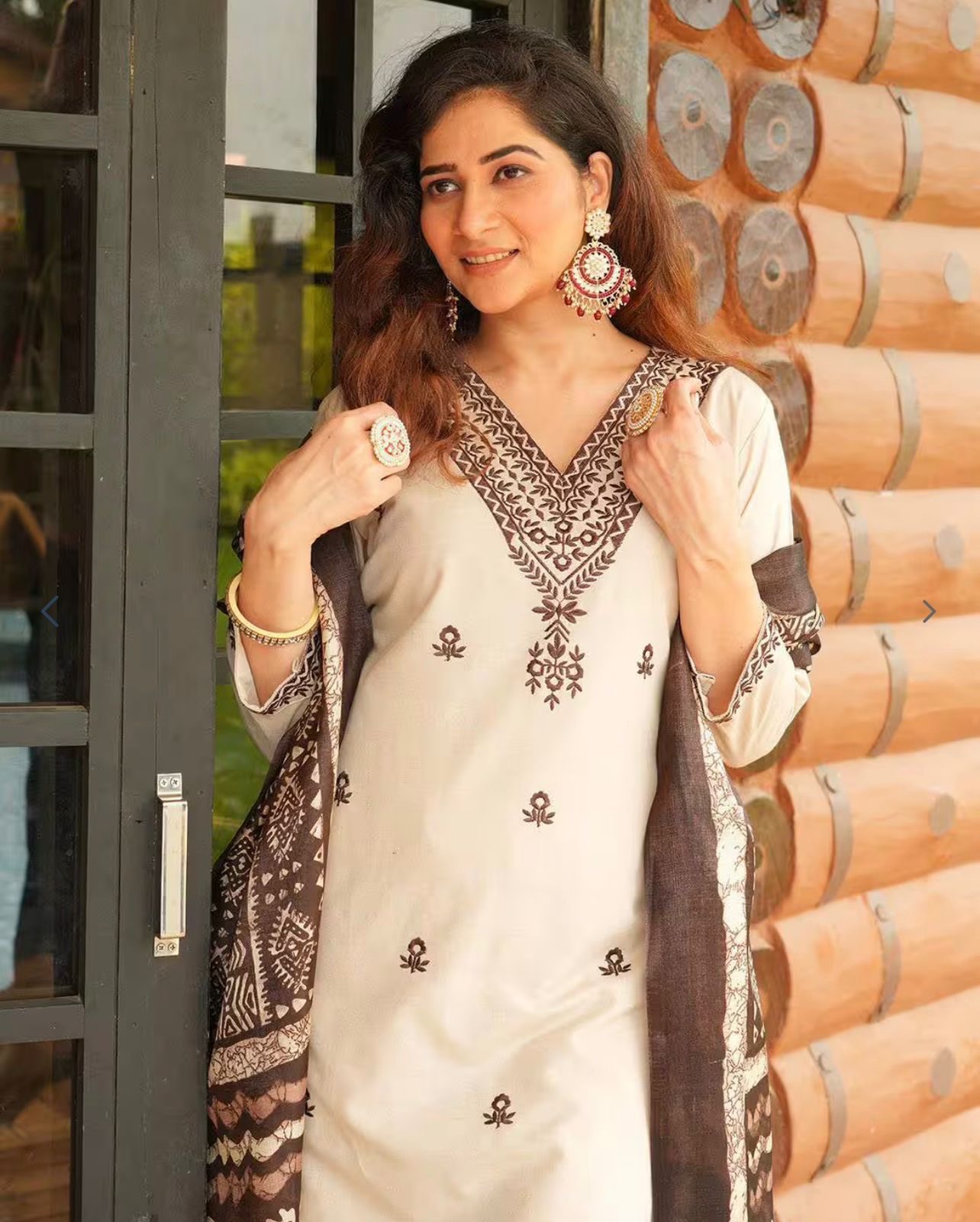 Elegant Linen Embroidered Kurta Set with Printed Dupatta - Image 4