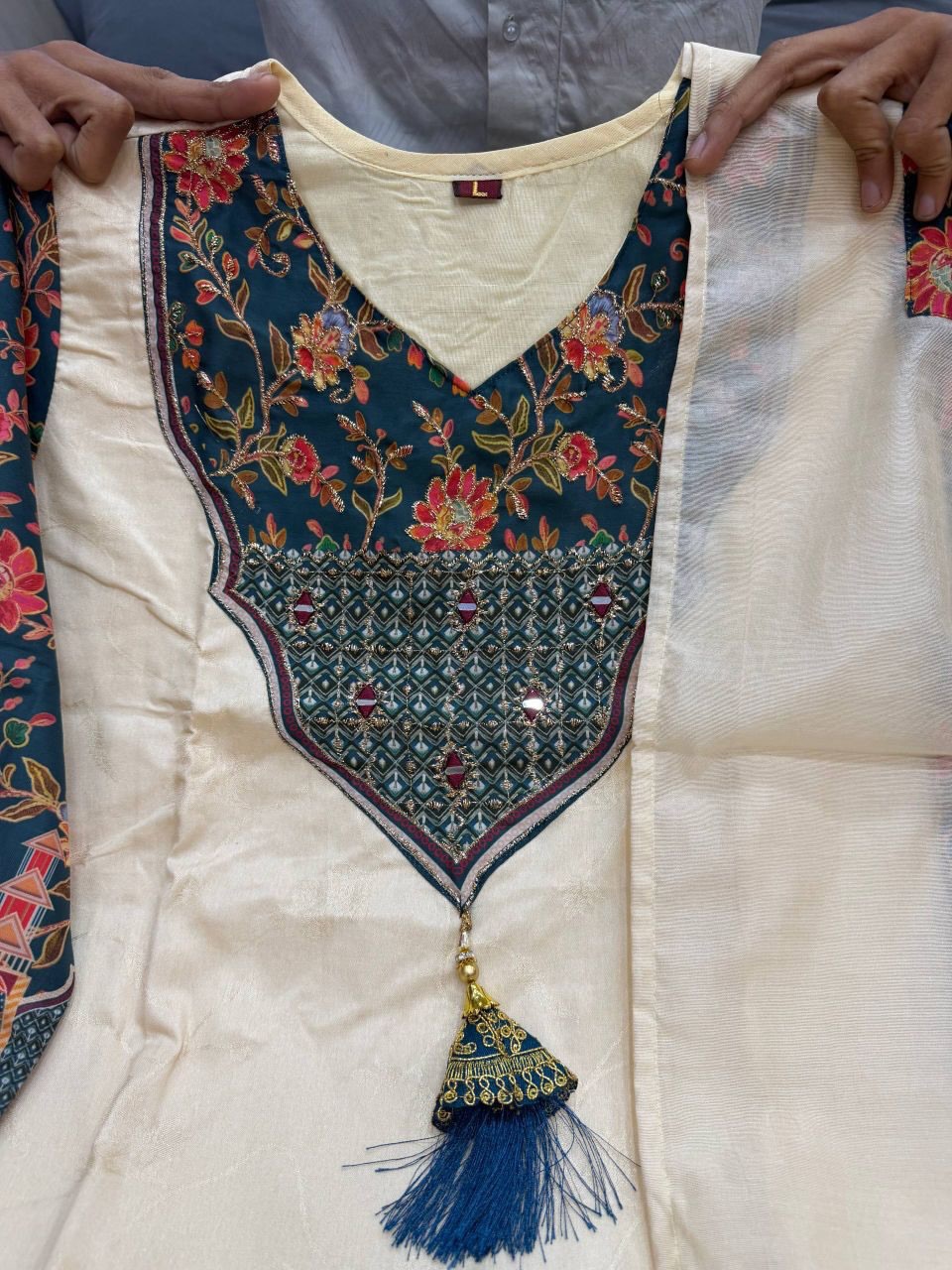 Royal Banarasi Jacquard Embroidered Suit Set - Image 4