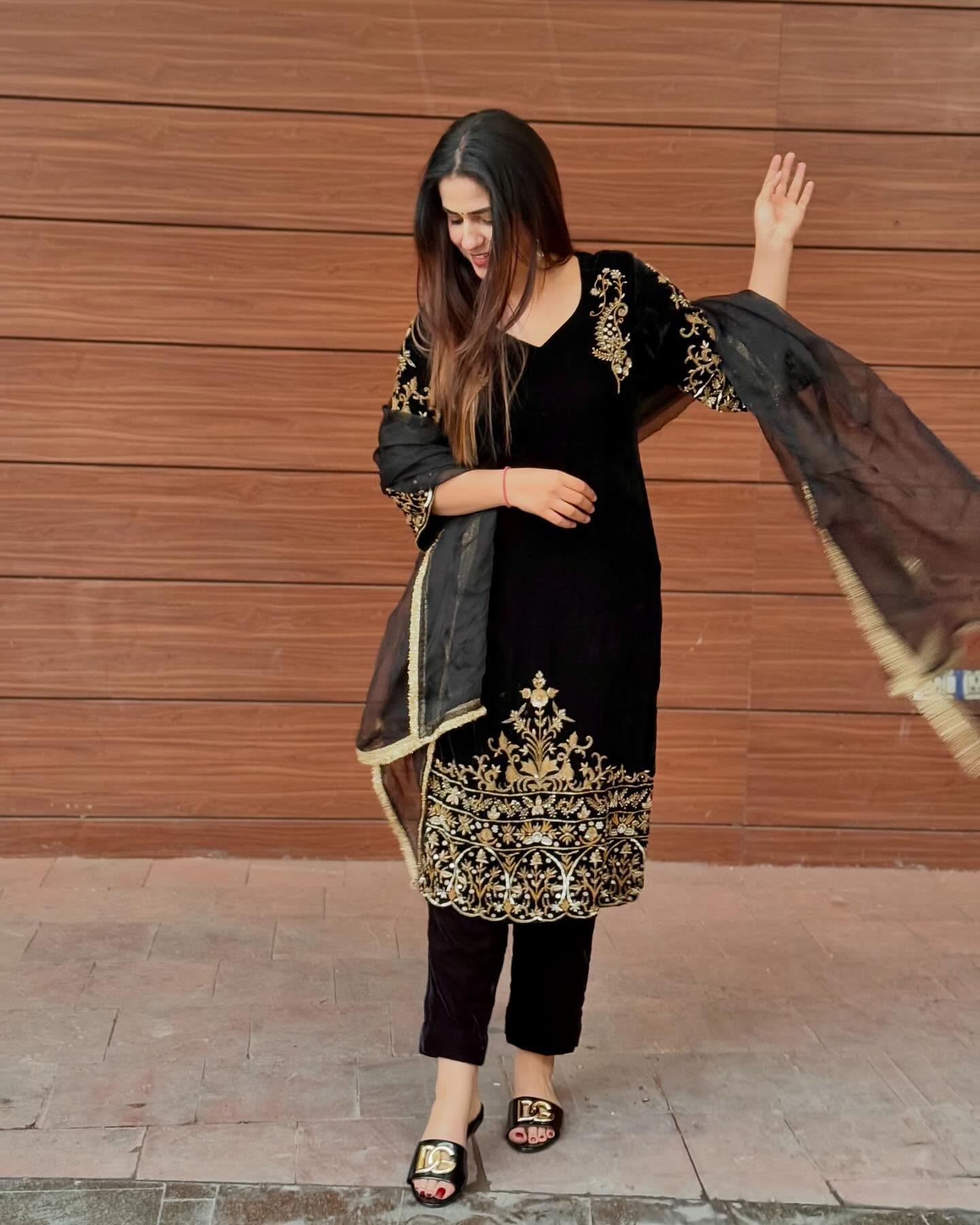 Embroidered Black Velvet Suit Set - Image 3
